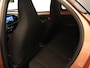 Toyota Aygo X Hybrid 115 pulse - NIEUWE DEMO's - DIVERSE KLEUREN BINNENKORT BESCHIKBAAR - PARKEERSENSOREN VOOR EN ACHTER - KEYLESS ENRTY & START - STOEL VERWARMING - DRAADLOZE TELEFOONLADER - AUTOMATISCH INKLAPBARE BUITENSPIEGELS