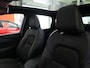 Nissan Qashqai 1.3 MHEV Xtronic Tekna *1.800KG Trekgewicht!* Panoramadak - Allseasons - Dakrails - Trekhaak! - Headup display