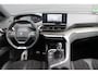 Peugeot 5008 1.2 PureTech GT | Navigatie | Camera | Panorama/schuifdak | Alcantara | All season | Apple carplay |