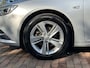 Opel Insignia Grand Sport 1.5 Turbo 165PK Online Edition Automaat + 17"/ Navi/ Airco/ Cruise/ Camera/ CarPlay/ Park-Assist/ Trekhaak/ NL auto