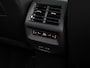 Volkswagen Tayron 1.5 eHybrid R-Line Edition 204pk DSG | Black Style | Lederen bekleding | DCC | Trekhaak | Panoramadak | 360 Camera | Head-up Display | Harman Kardon |