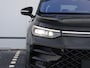 Volkswagen Tayron 1.5 eHybrid R-Line Edition 204pk DSG | Black Style | Lederen bekleding | DCC | Trekhaak | Panoramadak | 360 Camera | Head-up Display | Harman Kardon |
