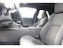 Toyota C-HR / C-HR+ 1.8 Hybrid 140 First Edition, Limited Bi-Tone Stoel- Stuurverwarming, Apple Carplay/Android auto, Elektrische Achterklep!