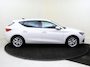 SEAT Leon 1.0 eTSI Style Business Intense | Achteruitrijcamera | Lane assist | Navigatie | Carplay | 3-zone airco | LED koplampen |