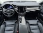 Volvo S90 B4 211pk Ultimate Bright / Luchtvering / Bowers&Wilkins Audio / Massage / Dubbel Glas / Schuif-/kanteldak / Head-Up / Ventilatie / El. Trekhaak / Full-LED / 360 Camera / 19'' /