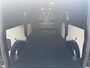 Ford E-Transit Custom 340 L2H1 Limited 71 kWh | SCI | 218pk | Laadvloer bescherming | 12-weg verstel- en verwarmbare AGR bestuurders- en passagiersstoel Laadvloer bescherming,12-weg verstel- en verwarmbare AGR bestuurders- en passagiersstoel | Trekhaakvoorbereiding | 17 inch lichtmetalen velgen (Carbonised Grey) | Driver Assistent Pack Ultimate | AGM accu | BEV 3-fase oplaadkabel (mode 3, 32A, 10m)