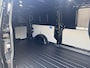 Ford E-Transit Custom 340 L2H1 Limited 71 kWh | SCI | 218pk | Laadvloer bescherming | 12-weg verstel- en verwarmbare AGR bestuurders- en passagiersstoel Laadvloer bescherming,12-weg verstel- en verwarmbare AGR bestuurders- en passagiersstoel | Trekhaakvoorbereiding | 17 inch lichtmetalen velgen (Carbonised Grey) | Driver Assistent Pack Ultimate | AGM accu | BEV 3-fase oplaadkabel (mode 3, 32A, 10m)
