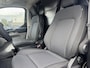 Ford E-Transit Custom 340 L2H1 Limited 71 kWh | SCI | 218pk | Laadvloer bescherming | 12-weg verstel- en verwarmbare AGR bestuurders- en passagiersstoel Laadvloer bescherming,12-weg verstel- en verwarmbare AGR bestuurders- en passagiersstoel | Trekhaakvoorbereiding | 17 inch lichtmetalen velgen (Carbonised Grey) | Driver Assistent Pack Ultimate | AGM accu | BEV 3-fase oplaadkabel (mode 3, 32A, 10m)