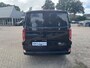 Ford E-Transit Custom 340 L2H1 Limited 71 kWh | SCI | 218pk | Laadvloer bescherming | 12-weg verstel- en verwarmbare AGR bestuurders- en passagiersstoel Laadvloer bescherming,12-weg verstel- en verwarmbare AGR bestuurders- en passagiersstoel | Trekhaakvoorbereiding | 17 inch lichtmetalen velgen (Carbonised Grey) | Driver Assistent Pack Ultimate | AGM accu | BEV 3-fase oplaadkabel (mode 3, 32A, 10m)