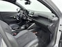 Peugeot e-208 EV GT Pack 50 kWh | 1ste eigenaar | ACCU: 93% | Stoelverwarming | Lichtmetalen velgen | Dodehoekdetectie | Navigatie | Camera |
