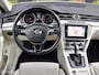 Volkswagen Passat Variant 150pk Highline Automaat Trekhaak