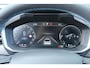 Lynk & Co 01 1.5 | Trekhaak | Panoramadak | Achteruitrijcamera | Elektrische bestuurdersstoel met geheugen | Stoelverwarming | Actieve bochtverlichting | Adaptieve Cruise Control | Stuurassistent | Lane Assist | Navigatie | Elektrische Achterklep | Keyless Entry | Dodehoekassistent