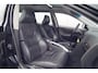 Volvo XC70 2.5 T Summum / NL-Auto / Dealeronderhouden / 2e Eig. / Afn. Trekhaak / Schuifdak / Leder
