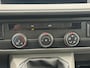 Volkswagen Transporter 2.0 TDI L2H1 28 Highline Trekhaak 3 Zits Pdc v+a Navigatie Cruise Lat om Lat