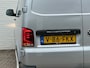 Volkswagen Transporter 2.0 TDI L2H1 28 Highline Trekhaak 3 Zits Pdc v+a Navigatie Cruise Lat om Lat