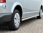 Volkswagen Transporter 2.0 TDI L2H1 28 Highline Trekhaak 3 Zits Pdc v+a Navigatie Cruise Lat om Lat