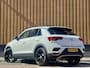 Volkswagen T-Roc 2.0 TSI 4Motion Sport | 191 PK! | Panoramadak | Adaptive Cruise Control | Rijmodus Regeling | Lane Assist | Dodehoeksensor | Navigatie | Stoelverwarming | LED |