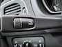 Volvo V40 1.6 T3 | Origineel Nederlands | NAP | Cruise Control | Achteruitrijcamera | Bluetooth | Parkeersensoren Achter | Airconditioning | Navigatie