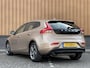 Volvo V40 1.6 T3 | Origineel Nederlands | NAP | Cruise Control | Achteruitrijcamera | Bluetooth | Parkeersensoren Achter | Airconditioning | Navigatie