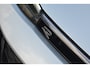 Volkswagen Passat Variant 1.5 eHybrid 272PK R-Line Signature Edition | Schuif-kanteldak | Head-up display | DCC Pro | Elektrische achterklep | ArtVelours hemelbekleding | Puglia geperforeerd leder | VERLENGDE GARANTIE