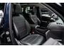 Mercedes-Benz GLC 300e 4MATIC Luxury Line Panoramadak 360 camera Electrice trekhaak Winter pakket USB-C Pakket