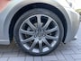 Lexus IS 300h Hybrid Luxury Line Dealer onderhouden.