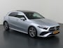 Mercedes-Benz A-klasse 180 Star Edition AMG Line | Panoramadak | Trekhaak | Chrome pakket |
