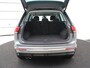 Volkswagen Tiguan 2.0 TSI 4Motion Highline Business R | Adaptive cruise | Carplay | Stuur/stoel verwarming | 3 zone klimaat | Climate control | Bluetooth | Navigatie  | Elektrische achterklep