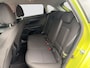Hyundai i20 1.0 T-GDI 100pk Premium | Carplay | Climate control | Cruise control | Stoel/stuurverwarming | Camera | Parkeersensoren | DAB | Premium Audio | Lichtmetalen velgen | Navigatie