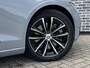 Volvo V60 2.0 T8 Plug-in hybrid AWD Plus Dark | Panoramadak | Trekhaak | 360 Camera | Contourstoelen | Harman Kardon Audio | Stoel en stuur verwarming | Head-up Display