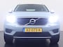 Volvo XC40 1.5 T3 Momentum Camera/Stoel-verwarming/Navigatie etc.