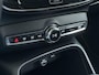 Volvo XC40 1.5 T3 Momentum Camera/Stoel-verwarming/Navigatie etc.