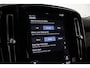Volvo XC40 2.0 B4 Momentum Business > Camera/Adaptive Cruise Control/Stoelverwarming/All season banen...