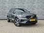 Volvo XC40 2.0 B4 Plus Dark