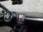 Volvo XC40 2.0 B4 Plus Dark