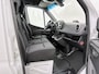 Mercedes-Benz Sprinter 319 CDI L2H1 Pro Led Trekhaak Navigatie Parkeerpakket Carplay Betimmering BPM vrij Stoelverwarming