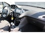 Peugeot 208 1.2 PureTech 110pk Allure | Navigatie | Panoramadak | Apple carplay | Bluetooth | NL auto | 62.000km |