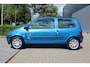 Renault Twingo 1.2 Paris | Airco | Trekhaak | Schuif / Kanteldak | APK | NAP |
