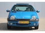 Renault Twingo 1.2 Paris | Airco | Trekhaak | Schuif / Kanteldak | APK | NAP |