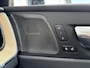 Volvo XC60 2.0 T6 Plug-in hybrid AWD Ultra Dark | Luchtvering |