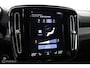 Volvo XC40 1.5 T2 R-Design | Adaptive Cruise | Camera | Harman Kardon | Verwarmbaar stuurwiel & Voorstoelen | Privacy Glass