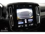 Volvo XC40 1.5 T2 R-Design | Adaptive Cruise | Camera | Harman Kardon | Verwarmbaar stuurwiel & Voorstoelen | Privacy Glass