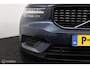Volvo XC40 1.5 T2 R-Design | Adaptive Cruise | Camera | Harman Kardon | Verwarmbaar stuurwiel & Voorstoelen | Privacy Glass
