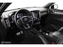 Volvo XC40 1.5 T2 R-Design | Adaptive Cruise | Camera | Harman Kardon | Verwarmbaar stuurwiel & Voorstoelen | Privacy Glass