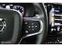 Volvo XC40 1.5 T2 R-Design | Adaptive Cruise | Camera | Harman Kardon | Verwarmbaar stuurwiel & Voorstoelen | Privacy Glass