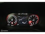 Volvo S60 2.0 B4 R-Design | 19" Velgen | Verwarmbaar stuurwiel en voorstoelen | Camera | Elektrische bestuurdersstoel
