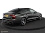 Volvo S60 2.0 B4 R-Design | 19" Velgen | Verwarmbaar stuurwiel en voorstoelen | Camera | Elektrische bestuurdersstoel
