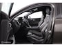 Volvo S60 2.0 B4 R-Design | 19" Velgen | Verwarmbaar stuurwiel en voorstoelen | Camera | Elektrische bestuurdersstoel