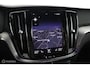 Volvo S60 2.0 B4 R-Design | 19" Velgen | Verwarmbaar stuurwiel en voorstoelen | Camera | Elektrische bestuurdersstoel
