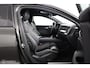 Volvo S60 2.0 B4 R-Design | 19" Velgen | Verwarmbaar stuurwiel en voorstoelen | Camera | Elektrische bestuurdersstoel